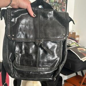 The sak saddlebag and backpack combined
